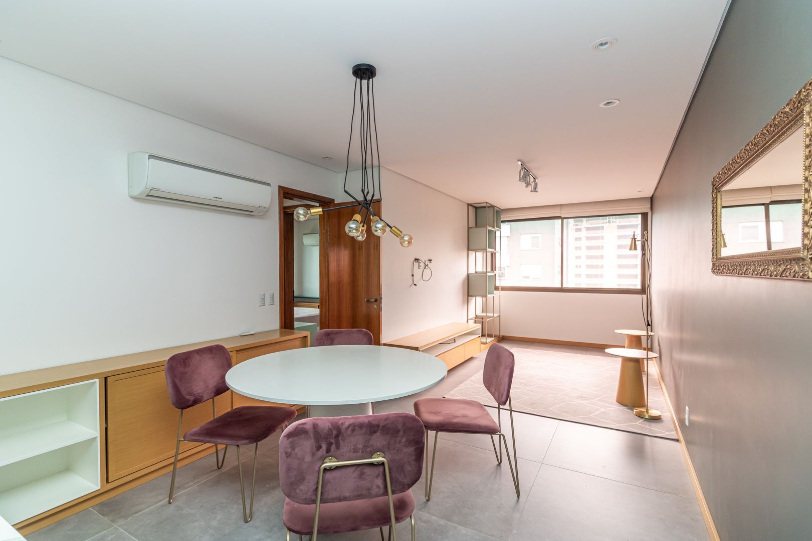 Apartamento 2 dormitórios  2 vagas Santa Cecília