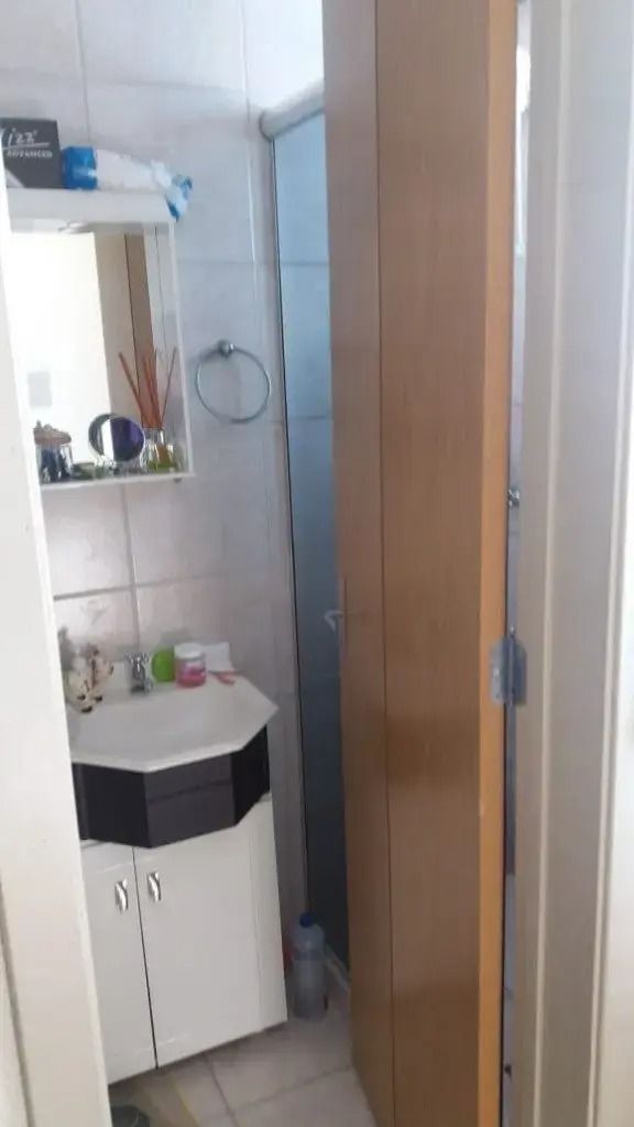 Apartamento à venda com 2 quartos, 42m² - Foto 4