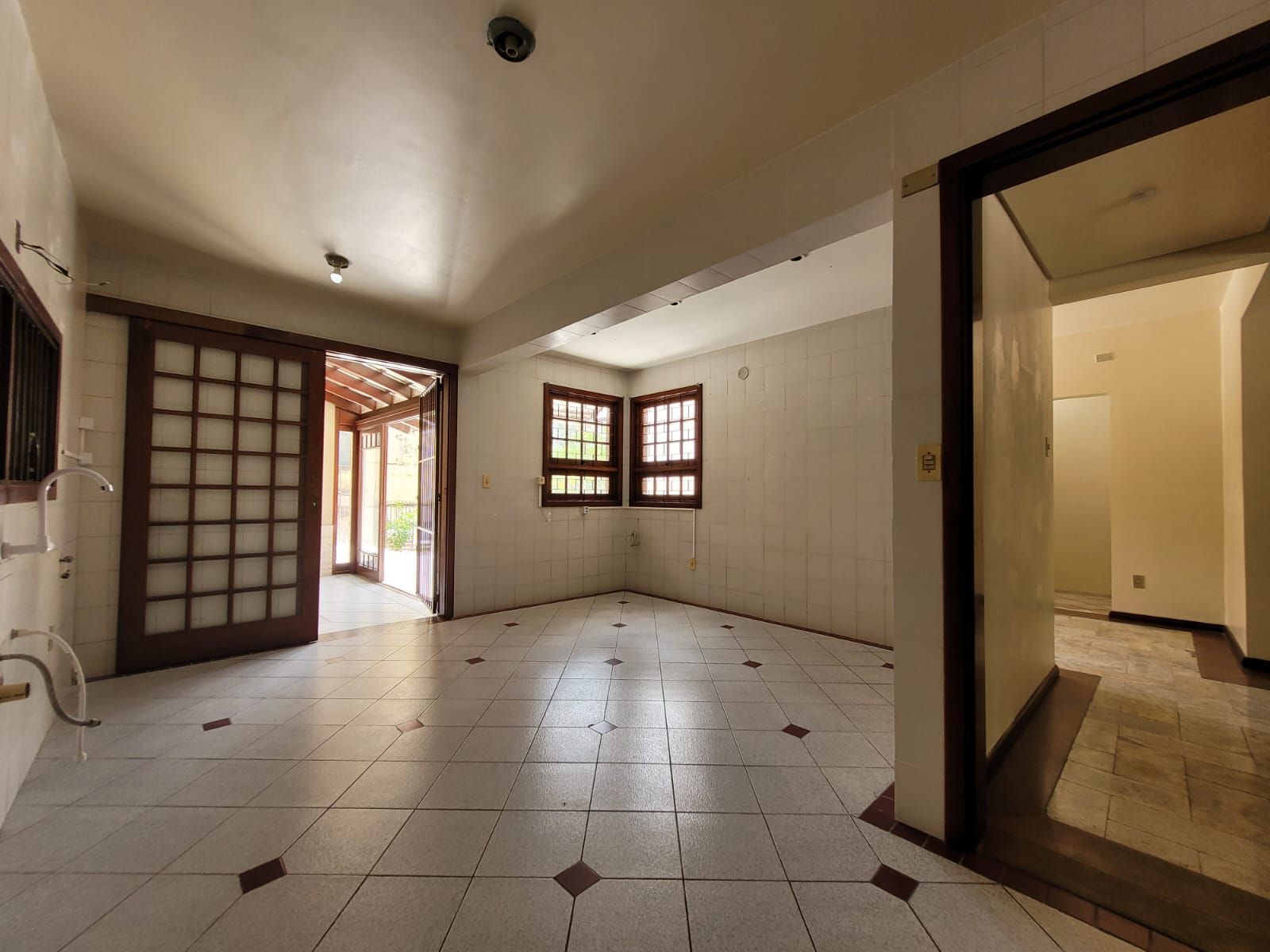 Casa à venda com 4 quartos, 365m² - Foto 34