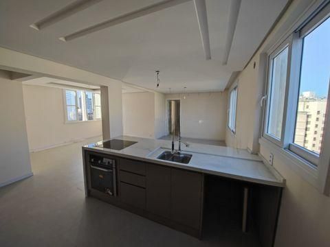 Apto 4 dorm no Centro Histórico