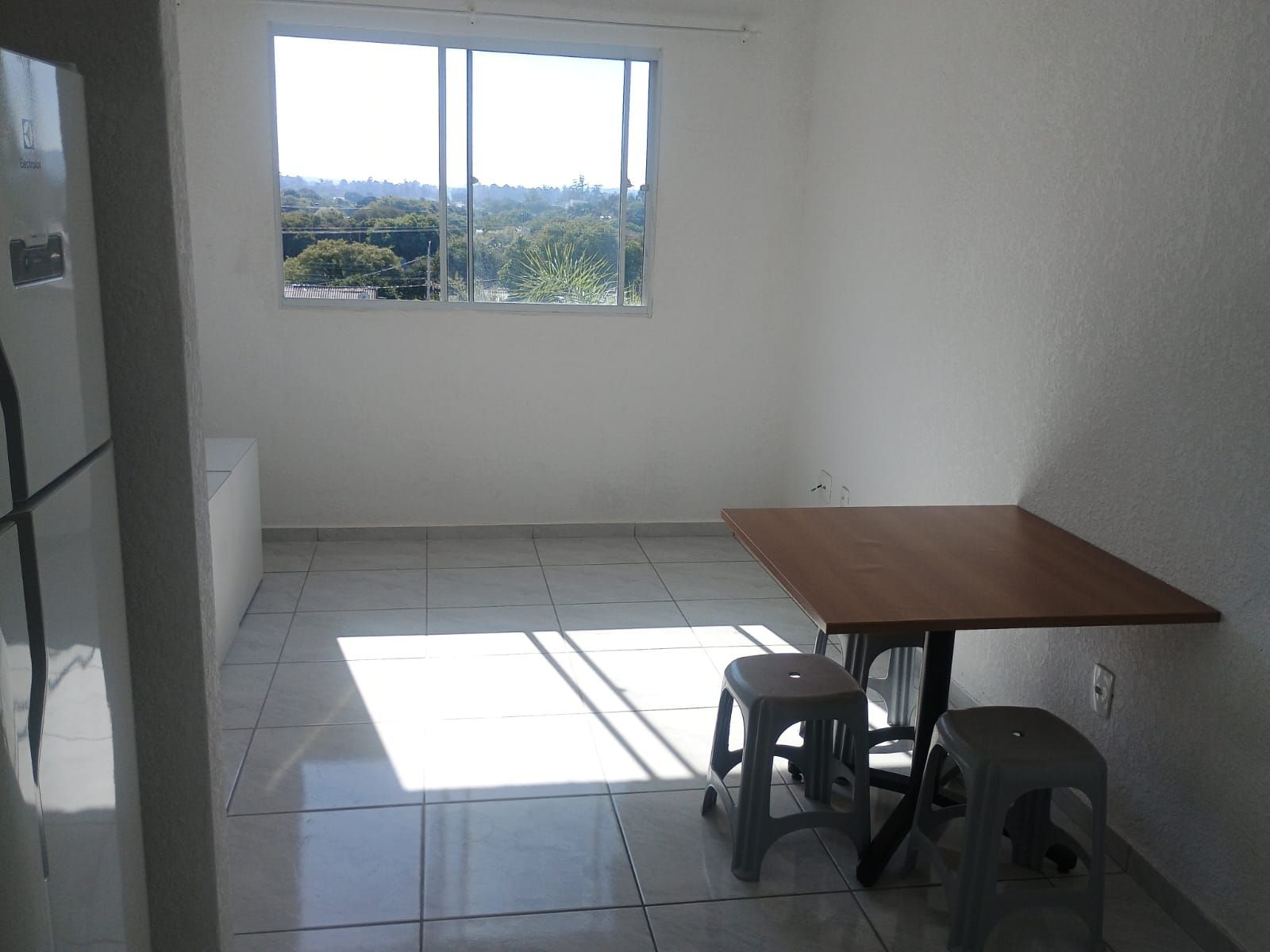 Apartamento à venda com 41m², 2 quartos, 1 vaga no bairro Restinga em Porto Alegre
