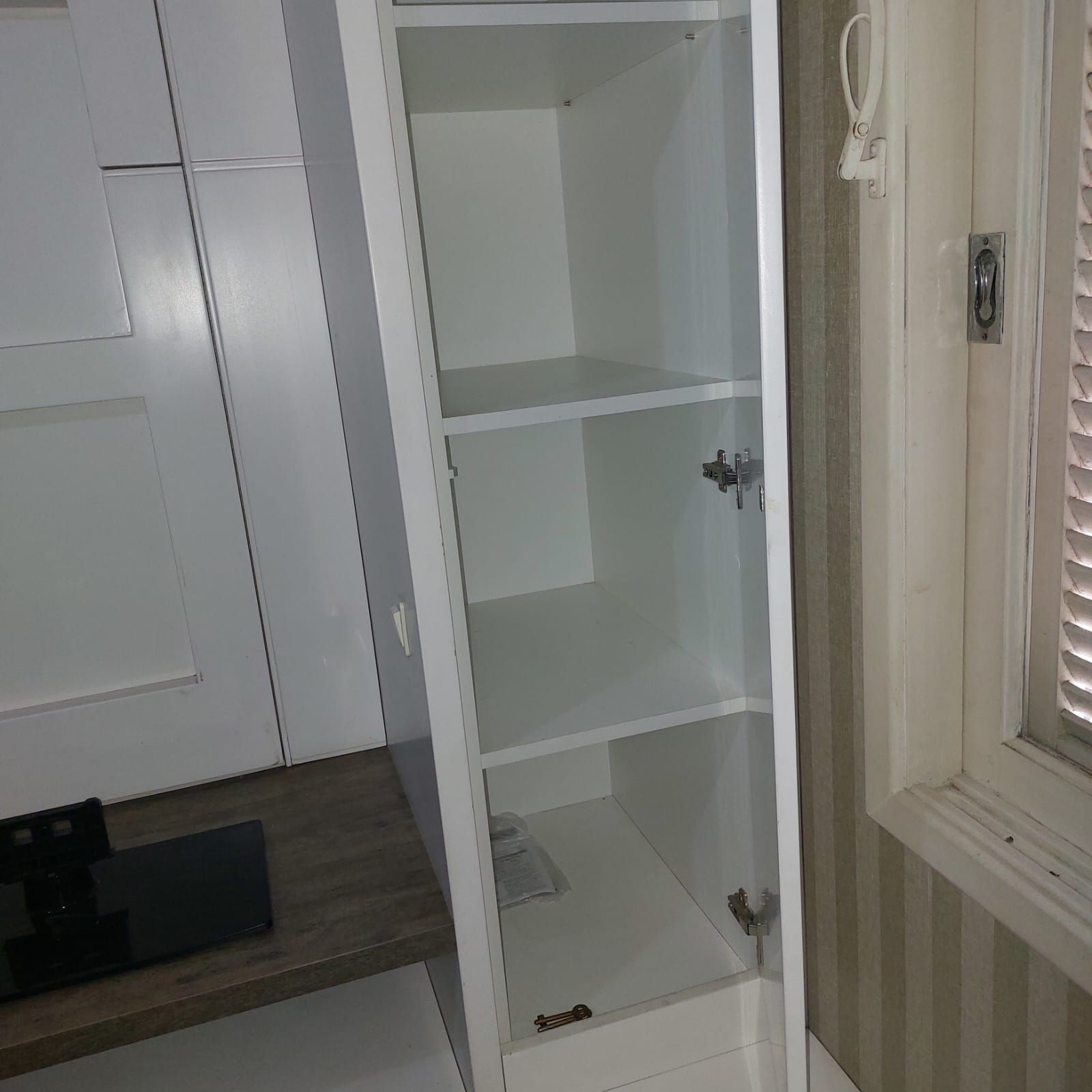 Apartamento com 02 dormitórios sem garagem