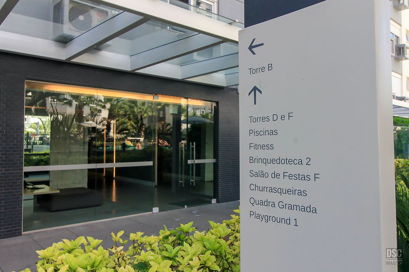 Apartamento à venda com 3 quartos, 81m² - Foto 69