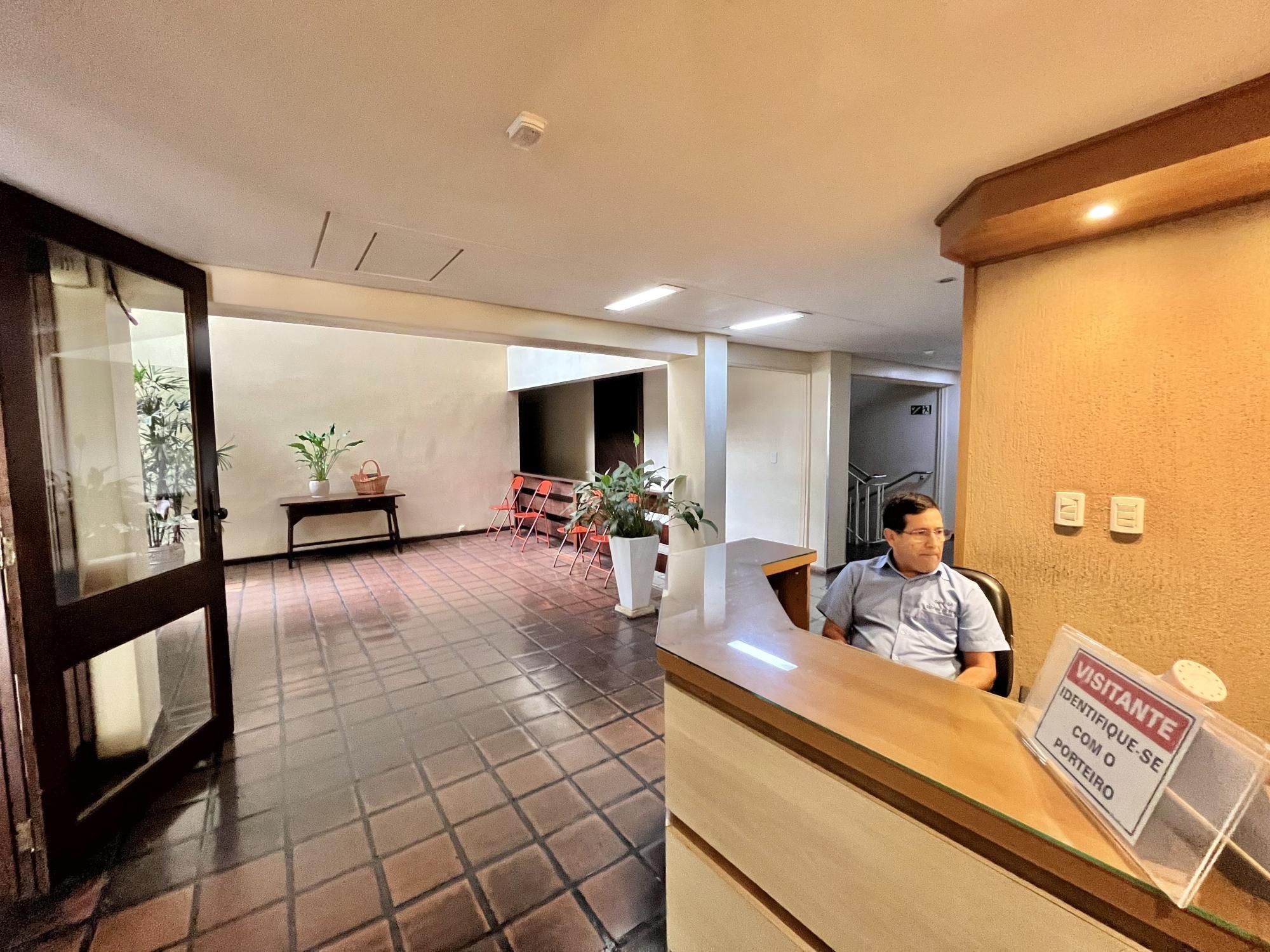Apartamento à venda com 2 quartos, 70m² - Foto 19