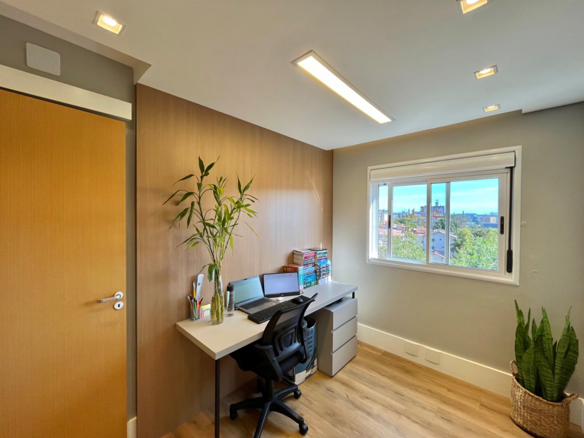 Apartamento à venda com 2 quartos, 70m² - Foto 12