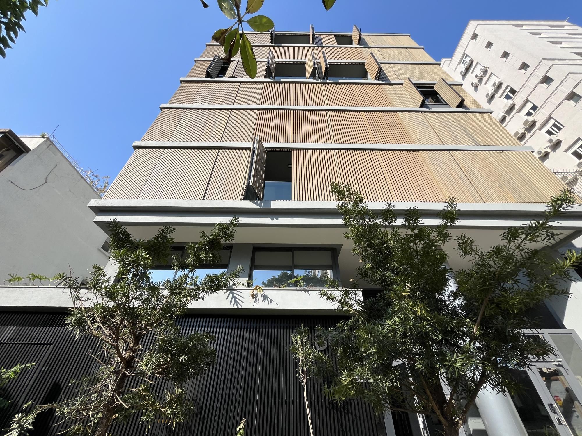 Apartamento à venda com 67m², 2 quartos, 1 suíte, 1 vaga no bairro Petrópolis em Porto Alegre