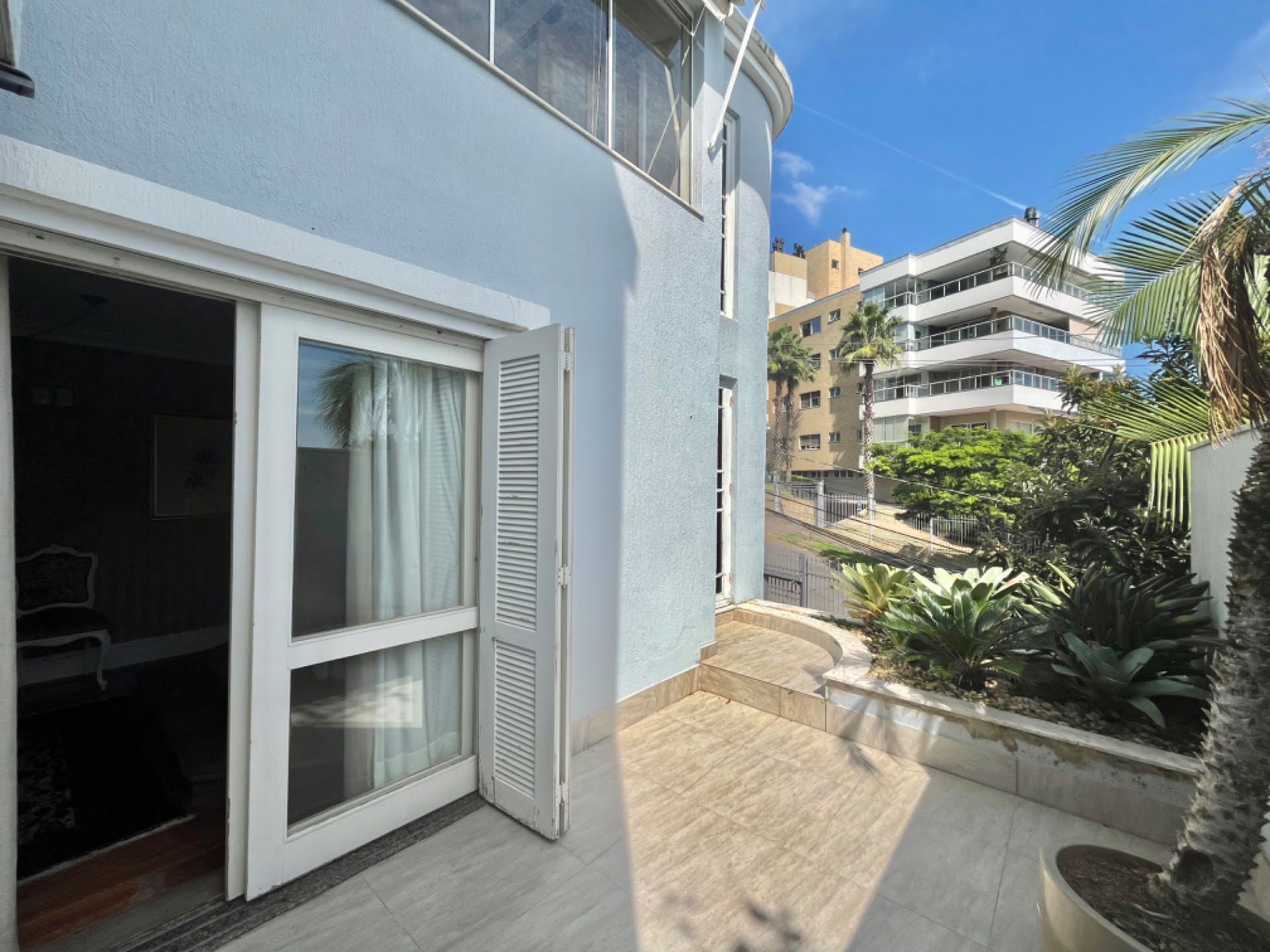 Casa à venda com 3 quartos, 307m² - Foto 25