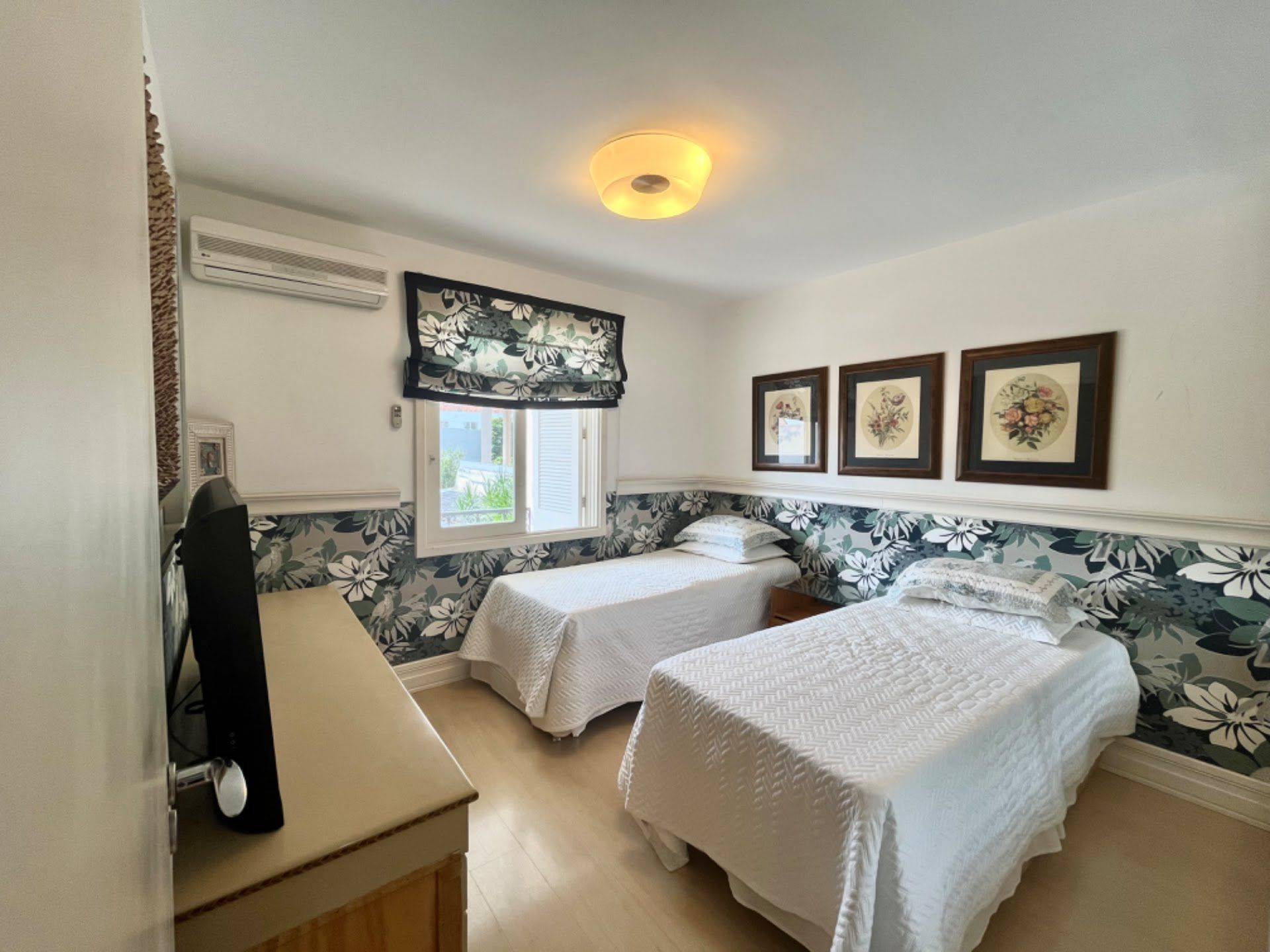 Casa à venda com 3 quartos, 307m² - Foto 23