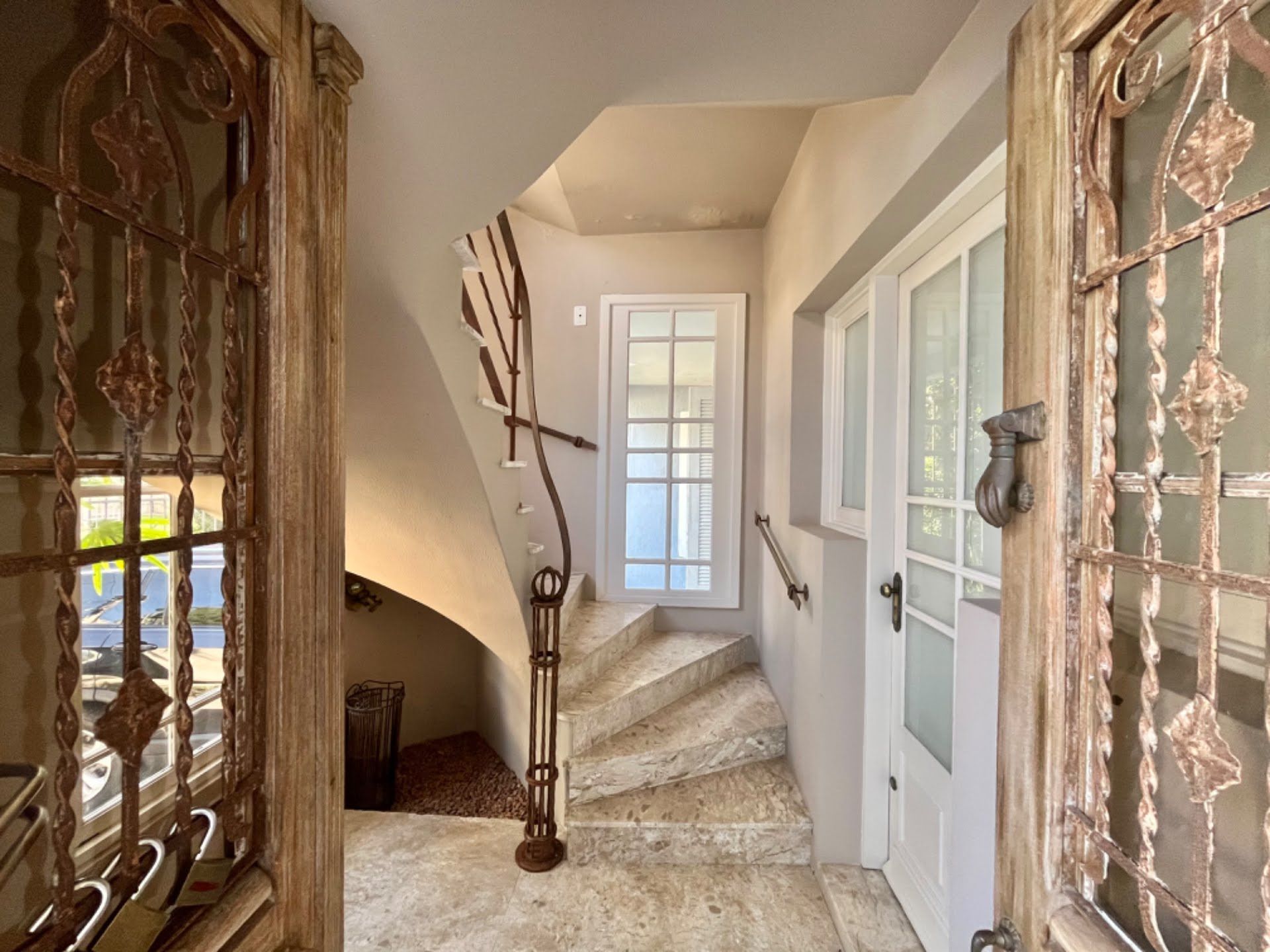 Casa à venda com 3 quartos, 307m² - Foto 21