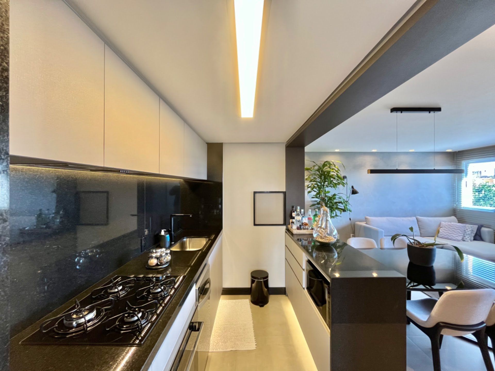Apartamento à venda com 2 quartos, 70m² - Foto 7