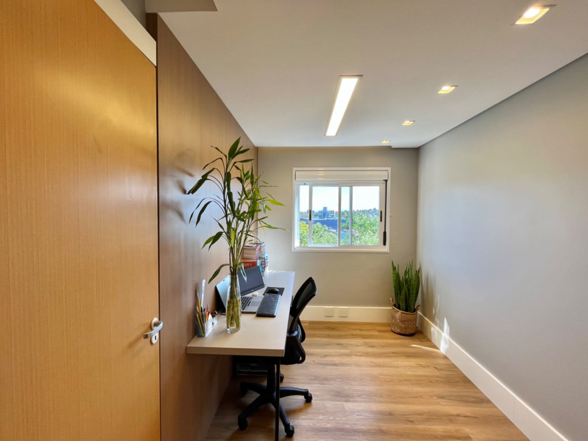 Apartamento à venda com 2 quartos, 70m² - Foto 11