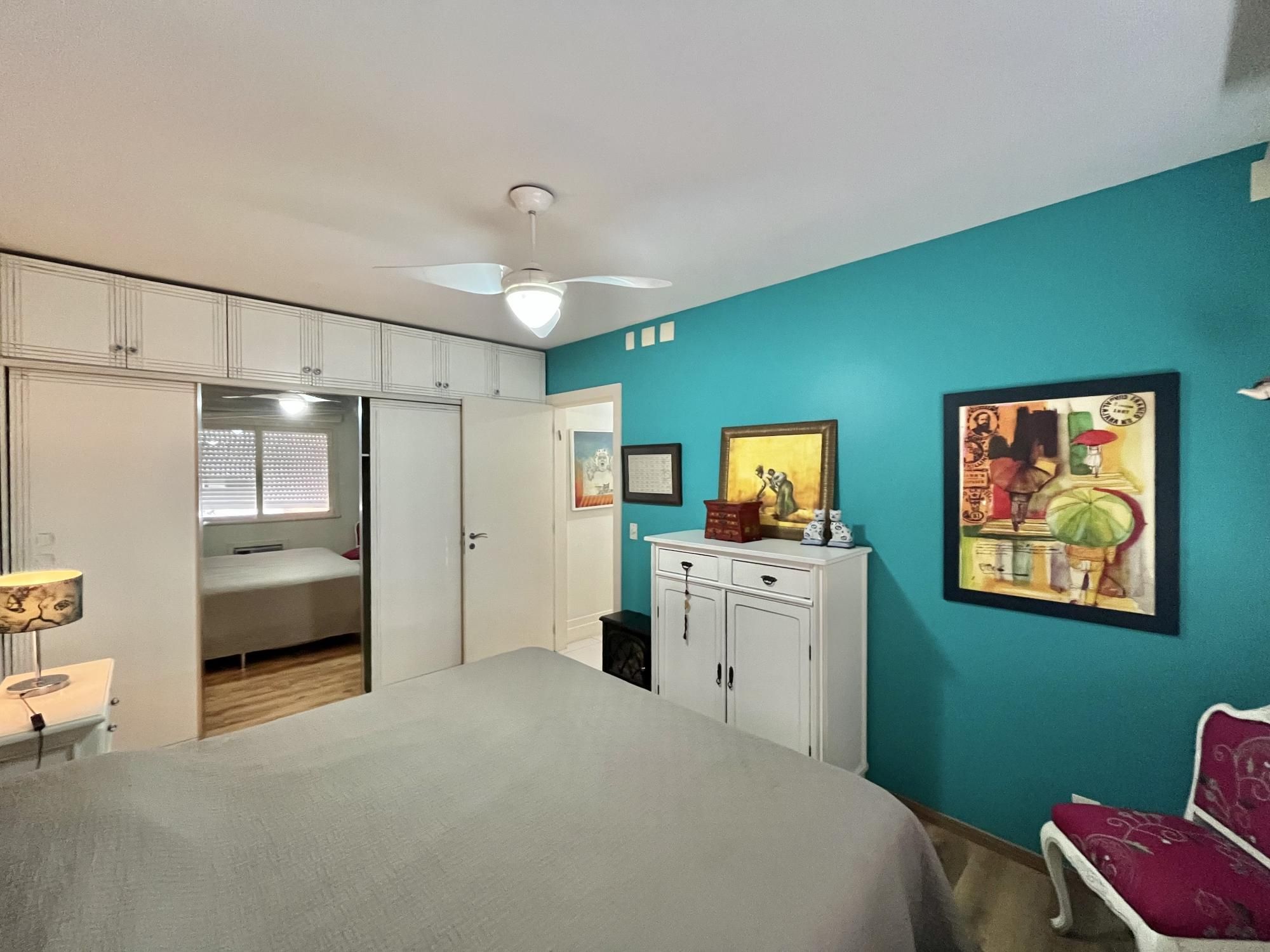 Apartamento à venda com 2 quartos, 70m² - Foto 13