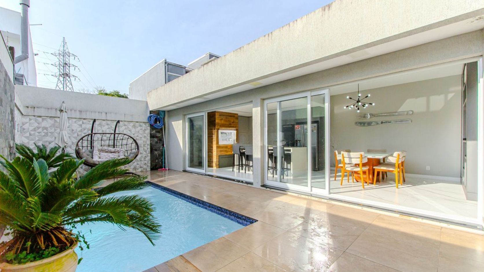 Casa |3 Dorm| Piscina |Ambientes integrados| 217m²| Verdes Campos| Porto Alegre — foto 3