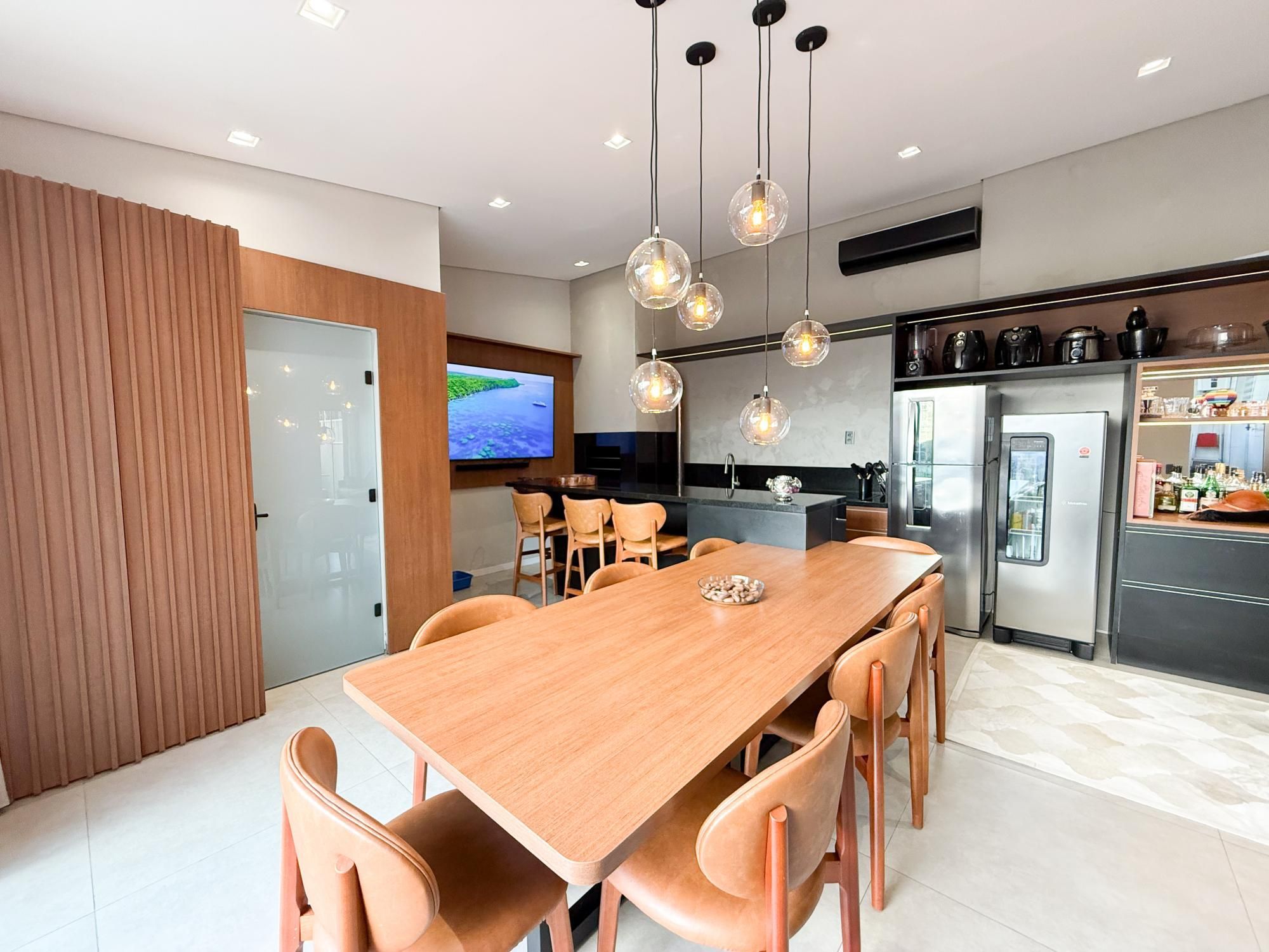 Casa Térrea | Reformada | Piscina| Espaço Gourmet | À Venda Jardim Lindóia — foto 4