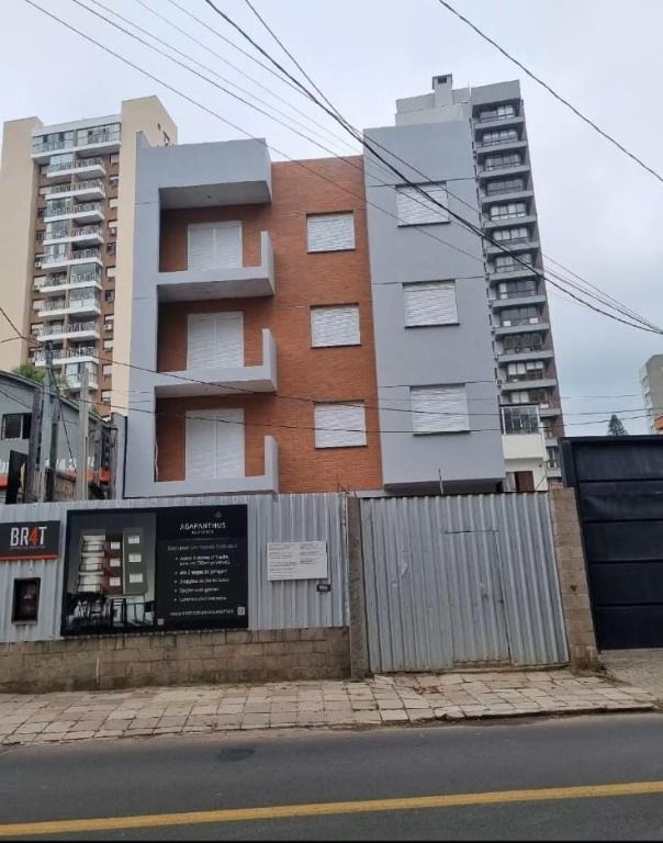 Apartamento com 3 dormitórios à venda, 165 m² por R$ 762.000,00 - Passo d'Areia - Porto Alegre/RS