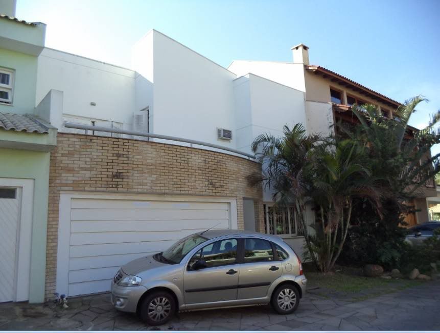 Casa com 3 dormitórios à venda, 269 m² por R$ 1.100.000,00 - Sarandi - Porto Alegre/RS