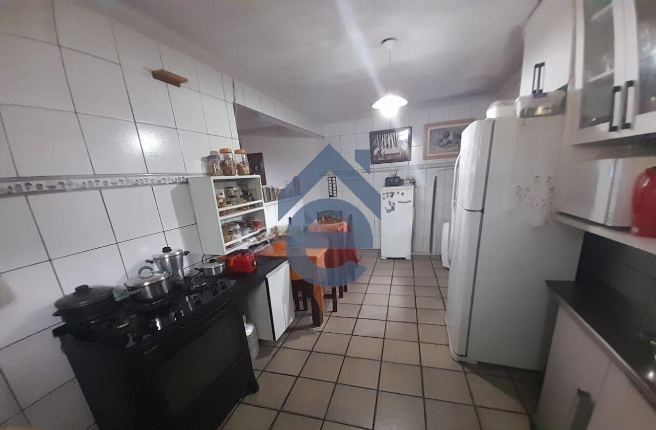 Casa, 5 quartos, 132 m² - Foto 9