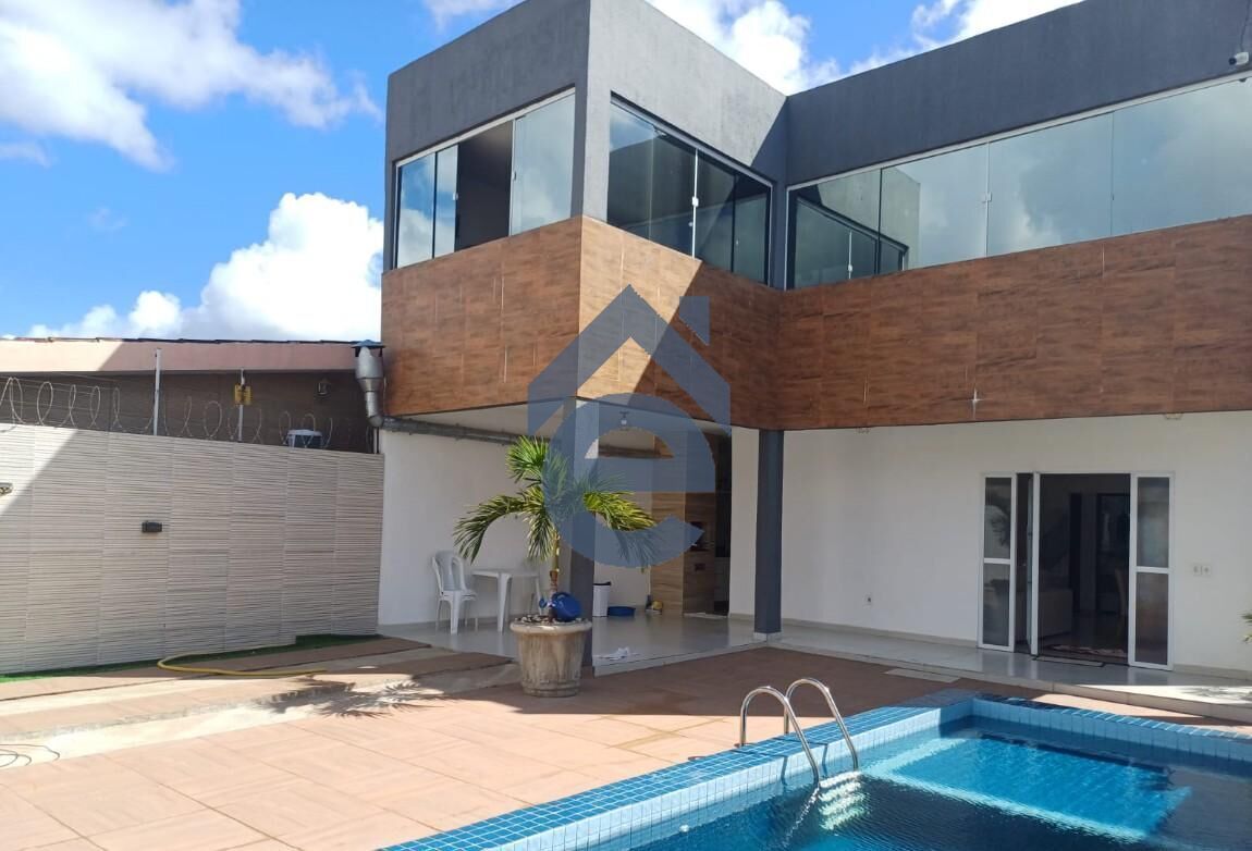 Casa, 4 quartos, 240 m² - Foto 1