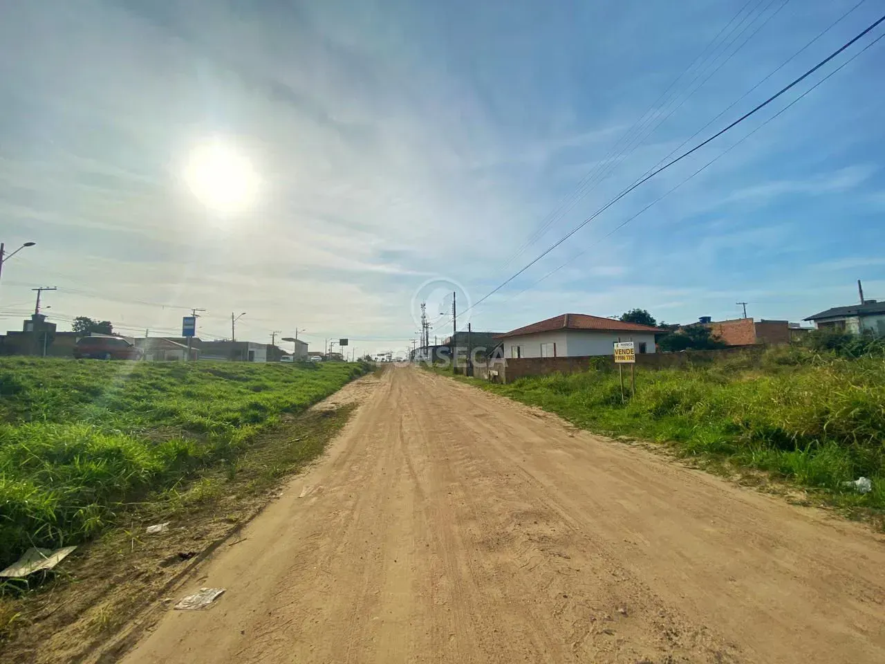 Terreno à venda em Jardim Juliana