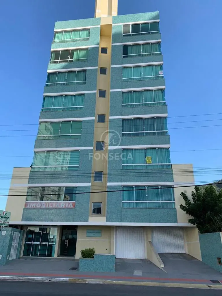 Apartamento à venda em Mar Grosso Laguna - Edifício Ferrara