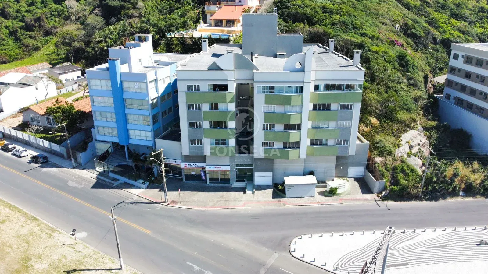Beira-Mar em Laguna, 3 suítes e completamente climatizado