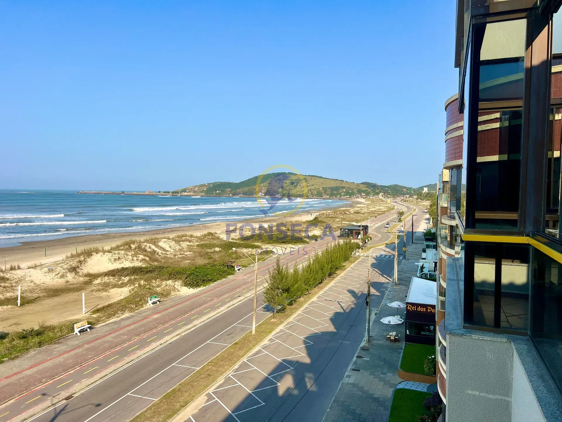 Locação de temporada em Laguna - Cobertura beira-mar - Ed. Leblon