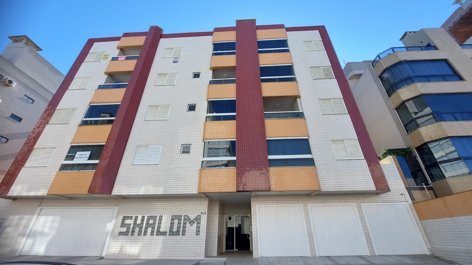 Apartamento a venda no Mar Grosso em Laguna - Ed. Shalom