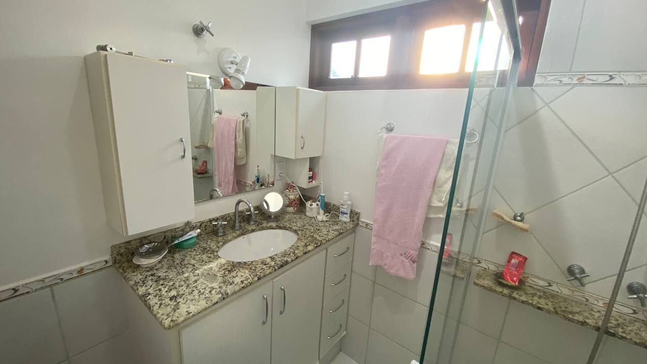 Casa de Condomínio à venda com 3 quartos, 195m² - Foto 18