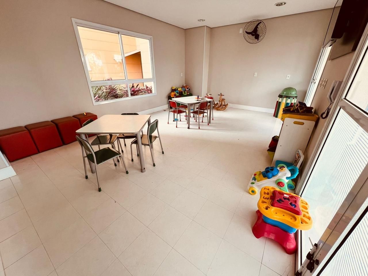 Apartamento à venda com 3 quartos, 108m² - Foto 26