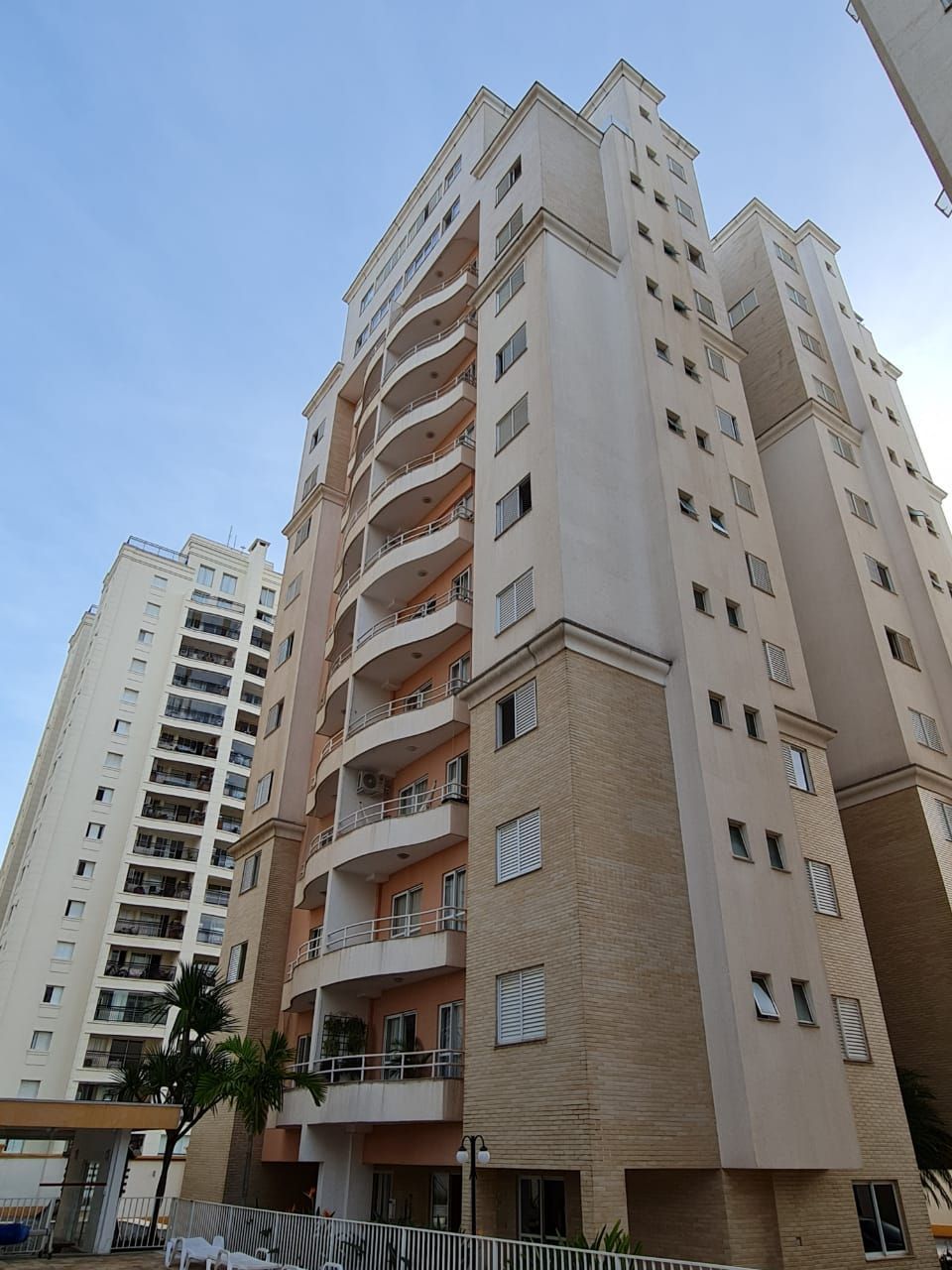 Apartamento à venda com 3 quartos, 136m² - Foto 23