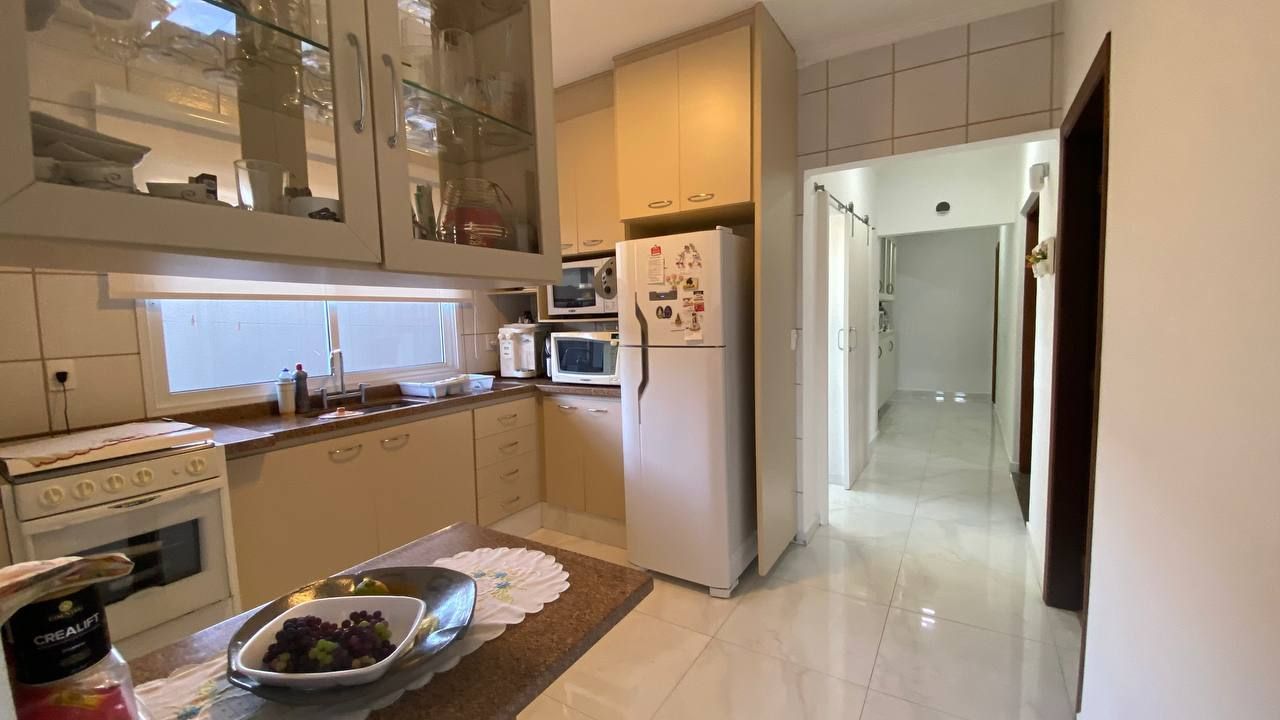 Casa de Condomínio à venda com 3 quartos, 195m² - Foto 24