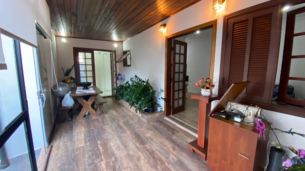 Casa de Condomínio à venda com 3 quartos, 195m² - Foto 35
