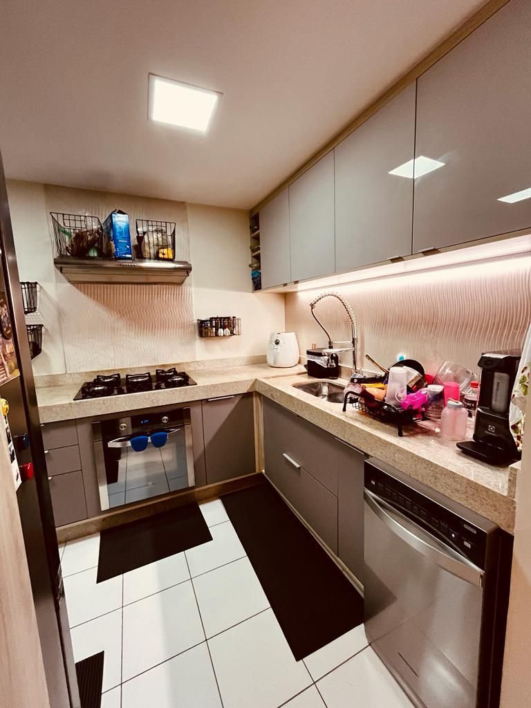 Apartamento à venda com 3 quartos, 108m² - Foto 10