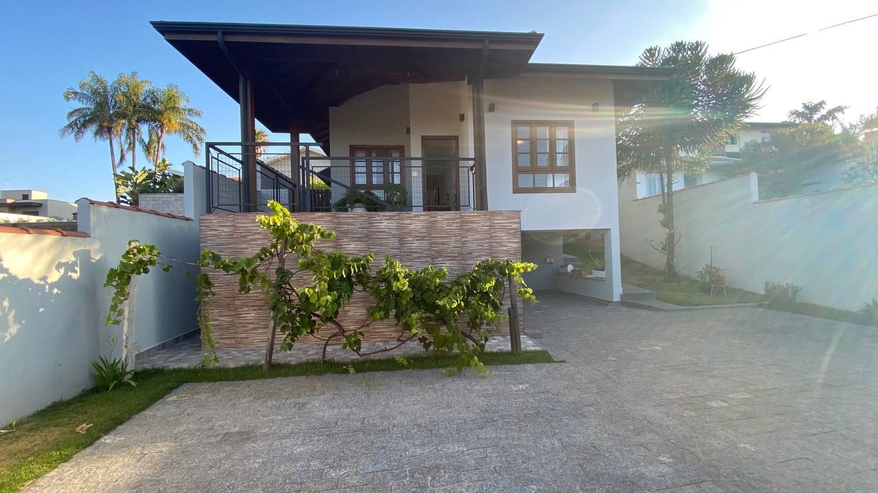Casa de Condomínio à venda com 3 quartos, 195m² - Foto 9