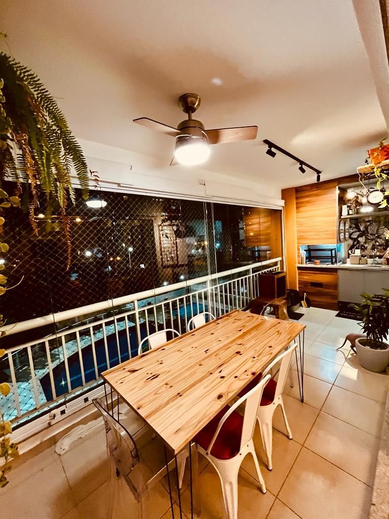 Apartamento à venda com 3 quartos, 108m² - Foto 1