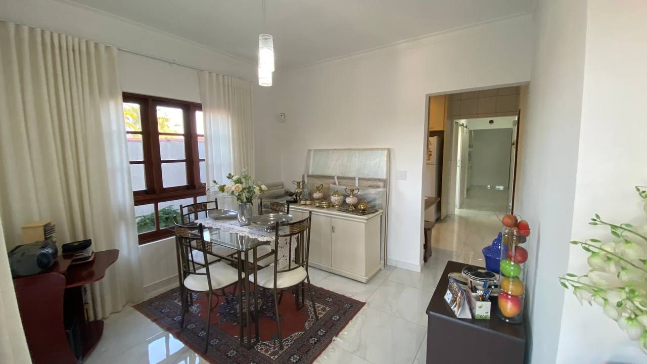 Casa de Condomínio à venda com 3 quartos, 195m² - Foto 13
