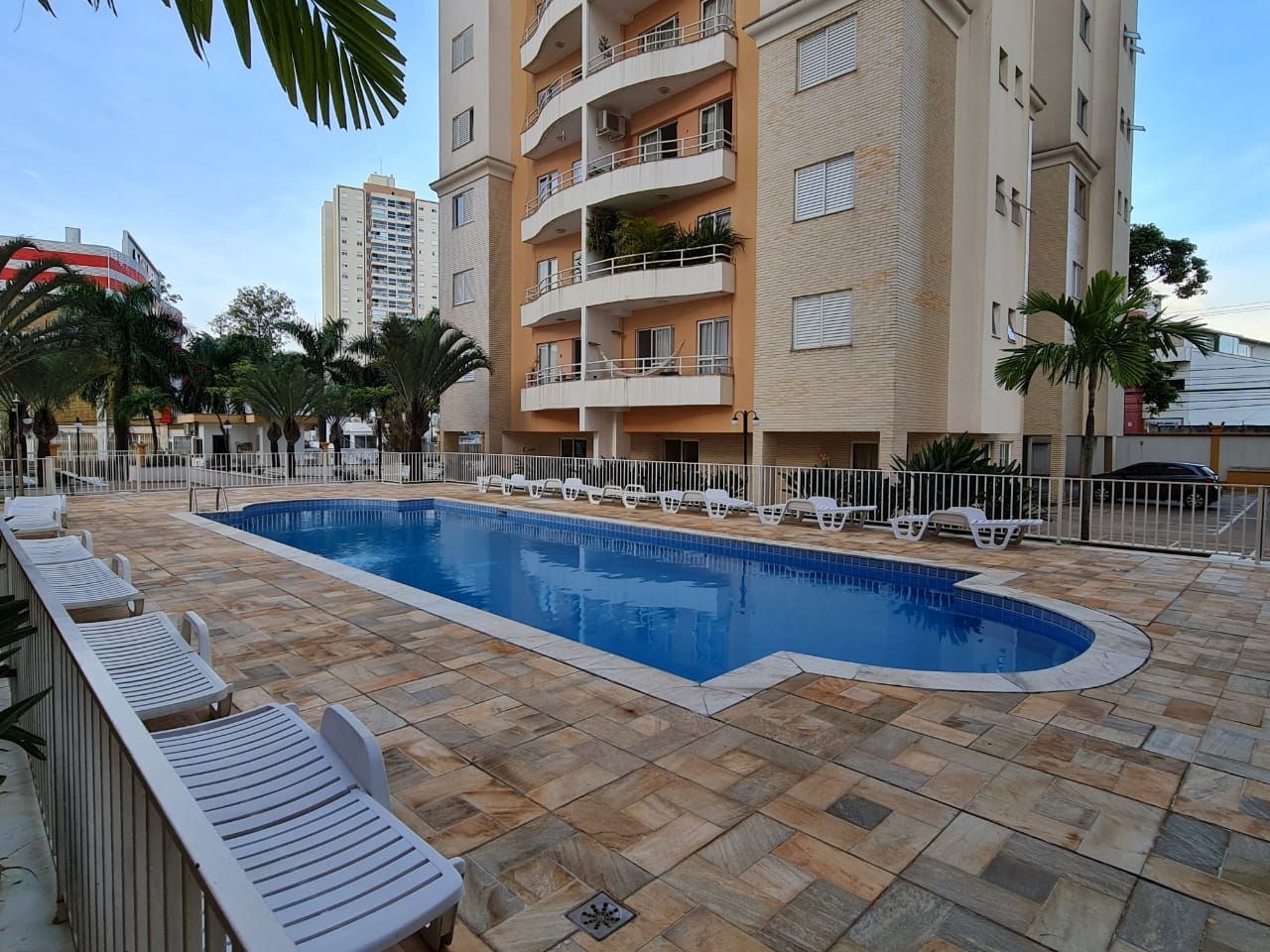 Apartamento à venda com 3 quartos, 136m² - Foto 30
