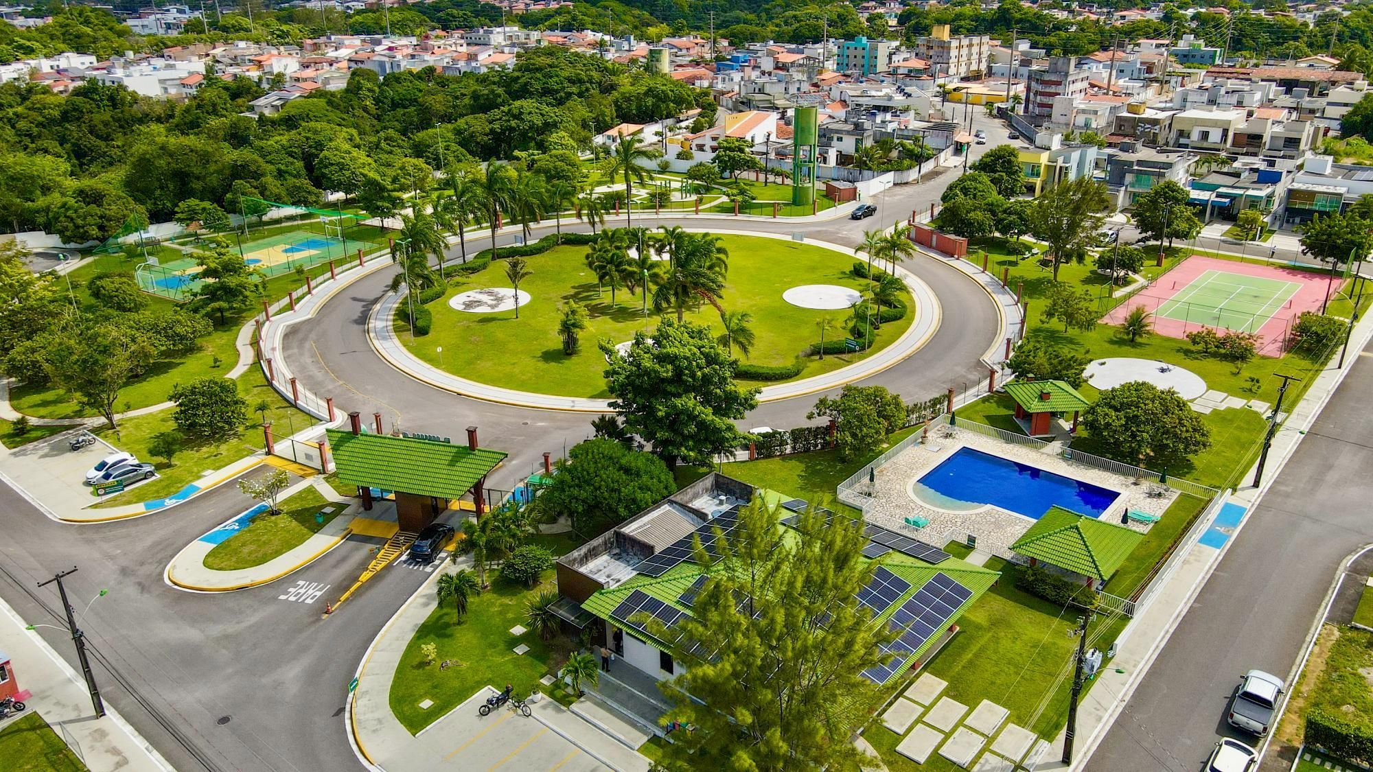 Casa de Condomínio à venda com 5 quartos, 317m² - Foto 46