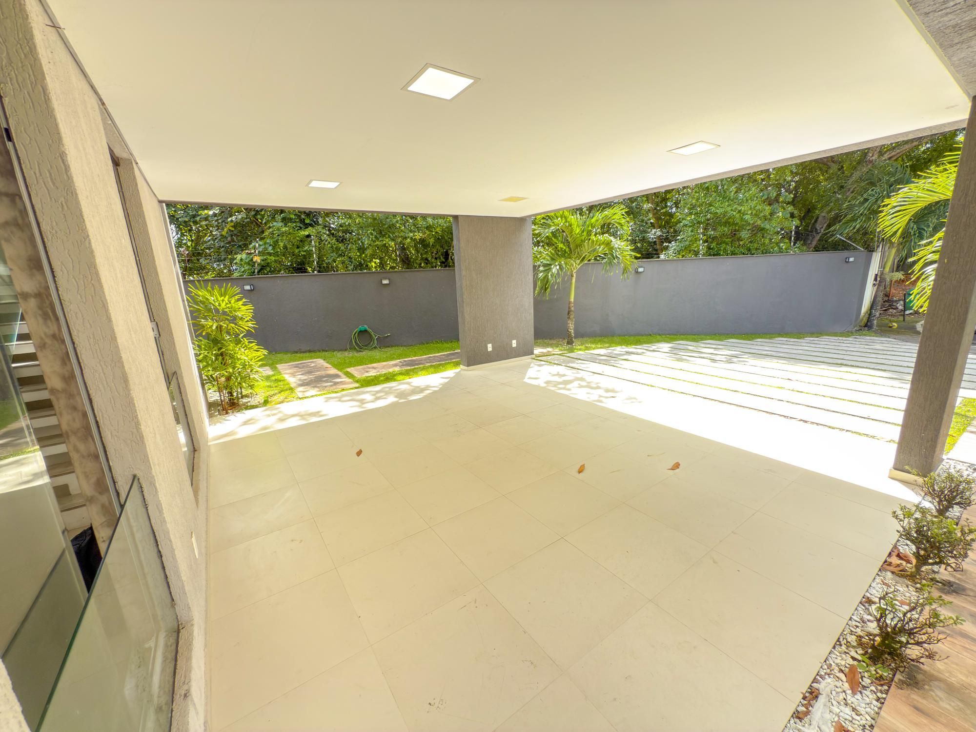 Casa de Condomínio à venda com 5 quartos, 317m² - Foto 4