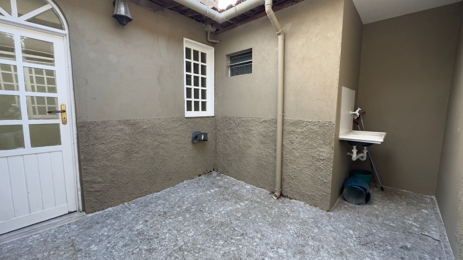 Casa à venda com 4 quartos, 160m² - Foto 13