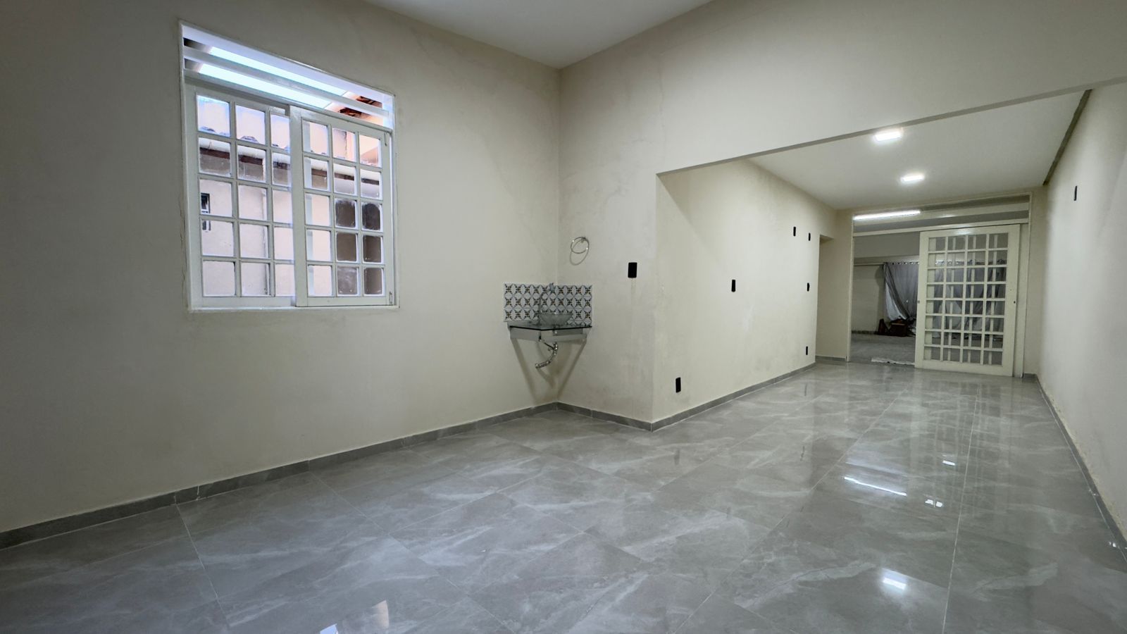 Casa à venda com 4 quartos, 160m² - Foto 9
