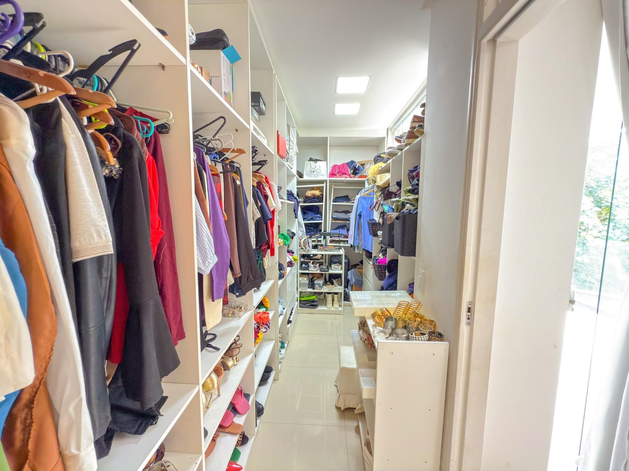 Casa de Condomínio à venda com 5 quartos, 317m² - Foto 28