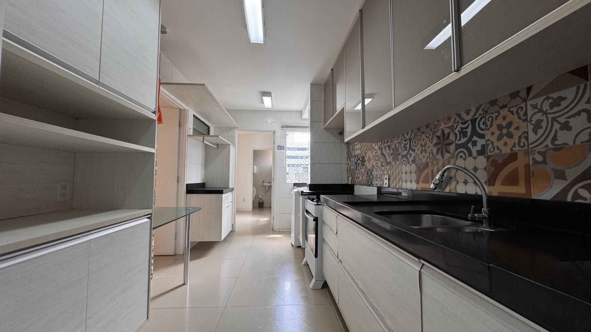 Apartamento à venda com 3 quartos, 105m² - Foto 18
