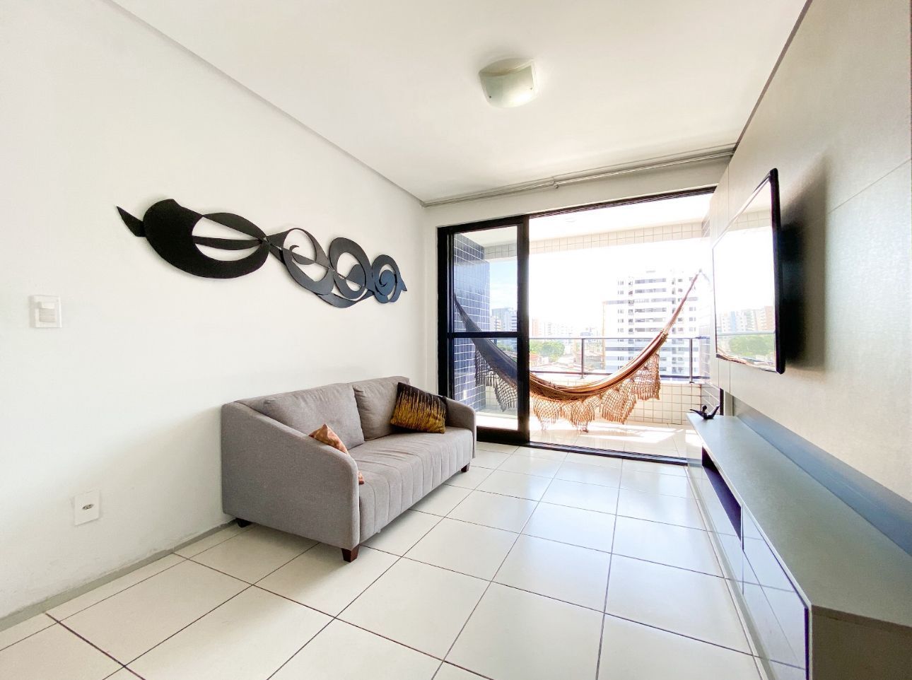 Apartamento à venda com 3 quartos, 84m² - Foto 3