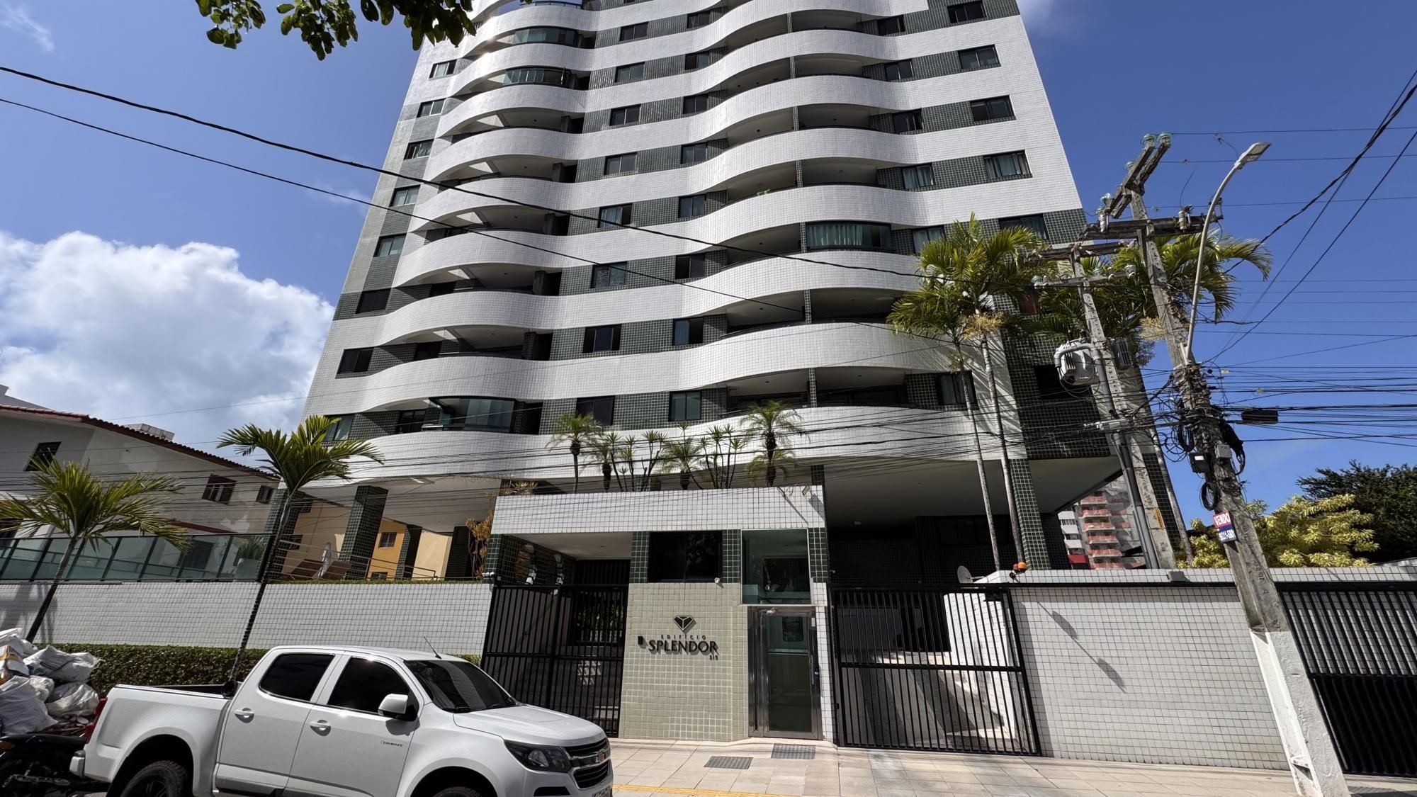 Apartamento à venda com 4 quartos, 194m² - Foto 24