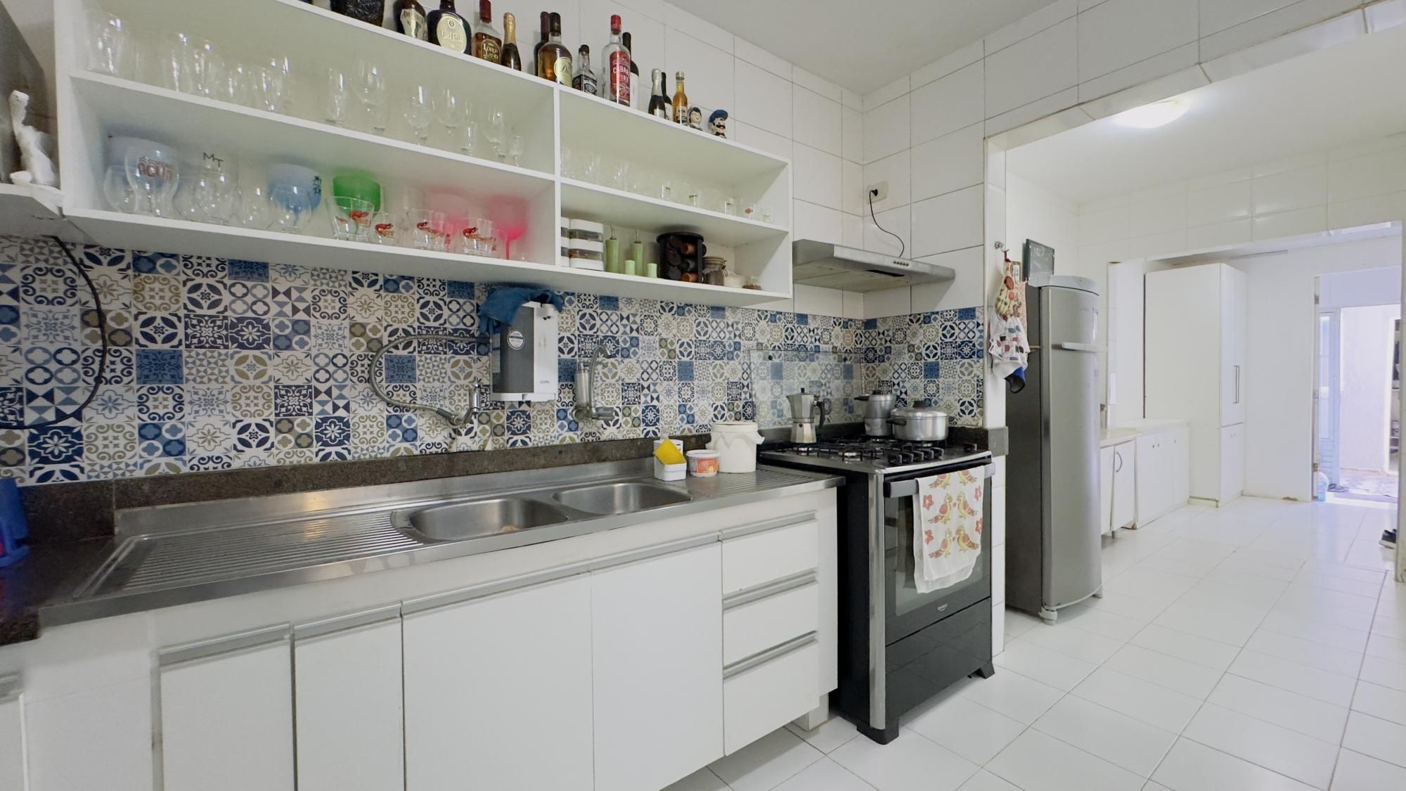 Casa à venda com 5 quartos, 307m² - Foto 20