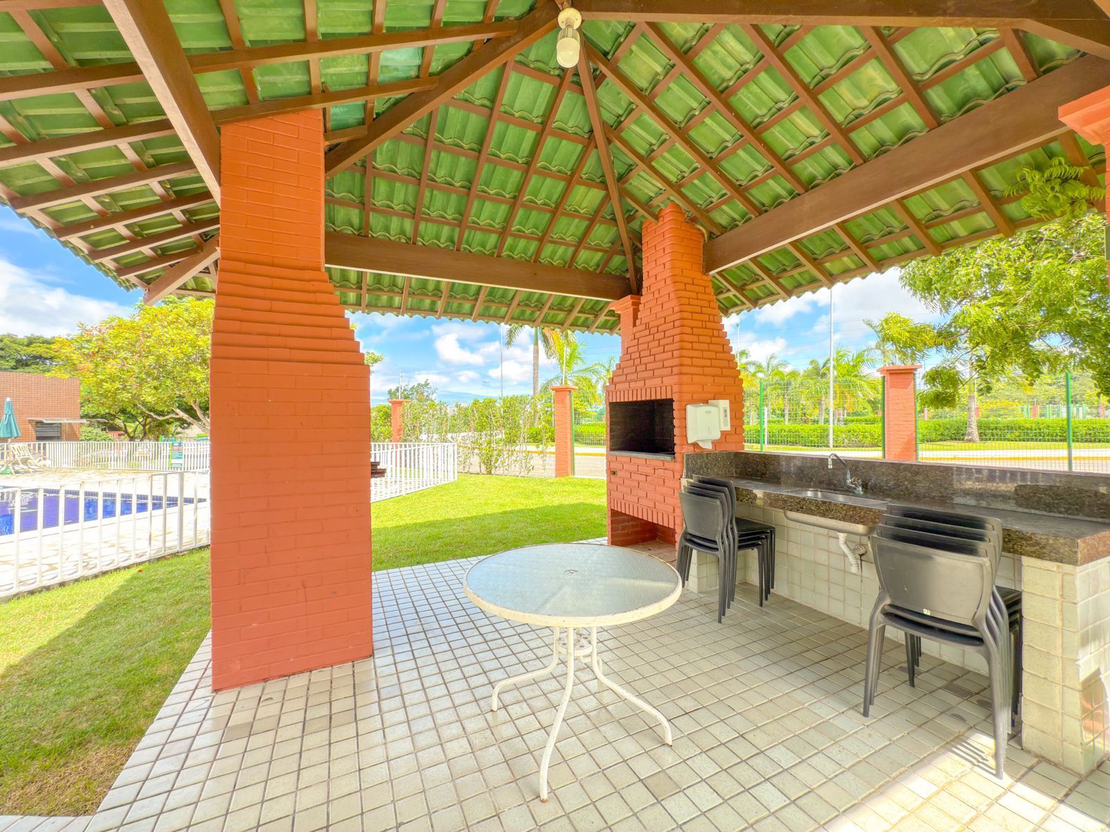 Casa de Condomínio à venda com 5 quartos, 317m² - Foto 52