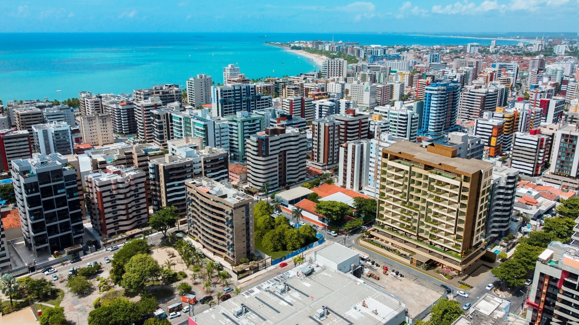 Apartamento à venda com 3 quartos, 162m² - Foto 2
