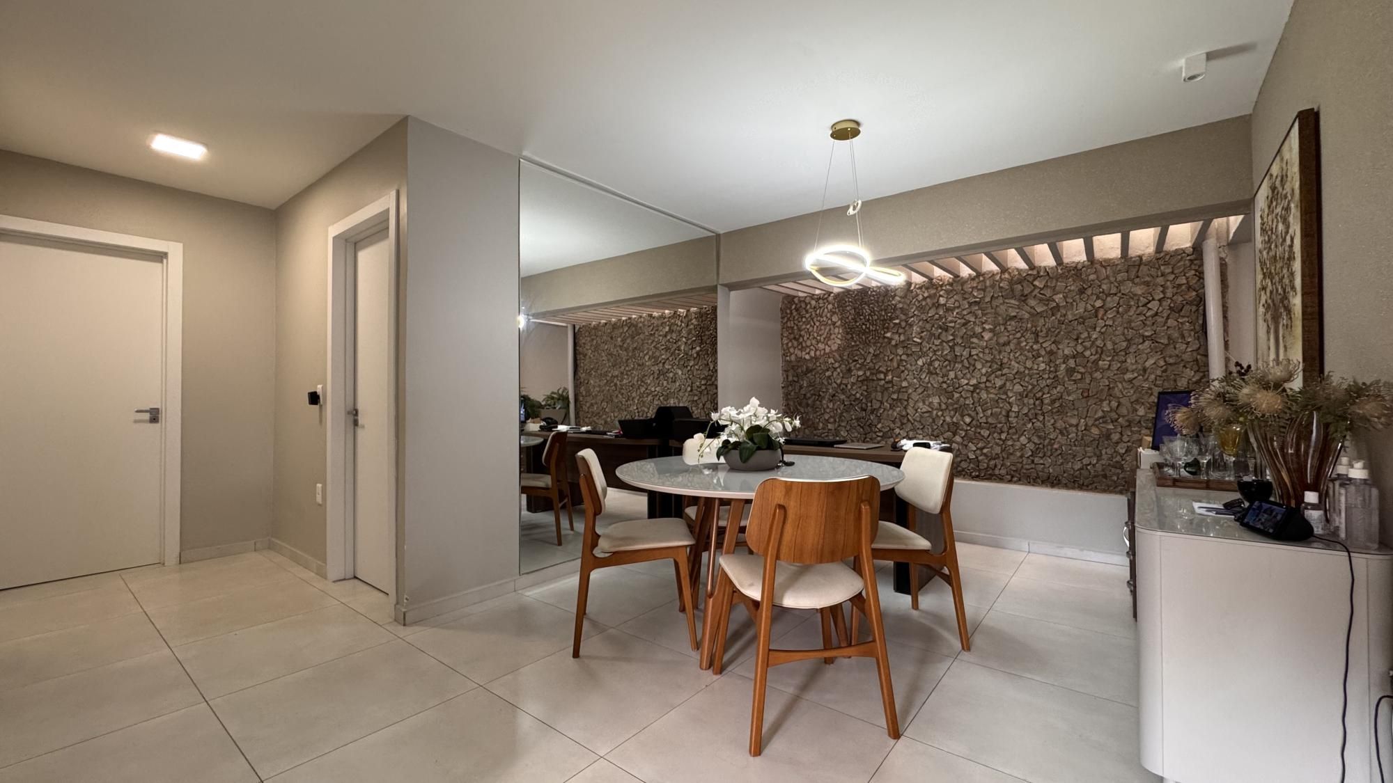 Casa, 6 quartos, 230 m² - Foto 4