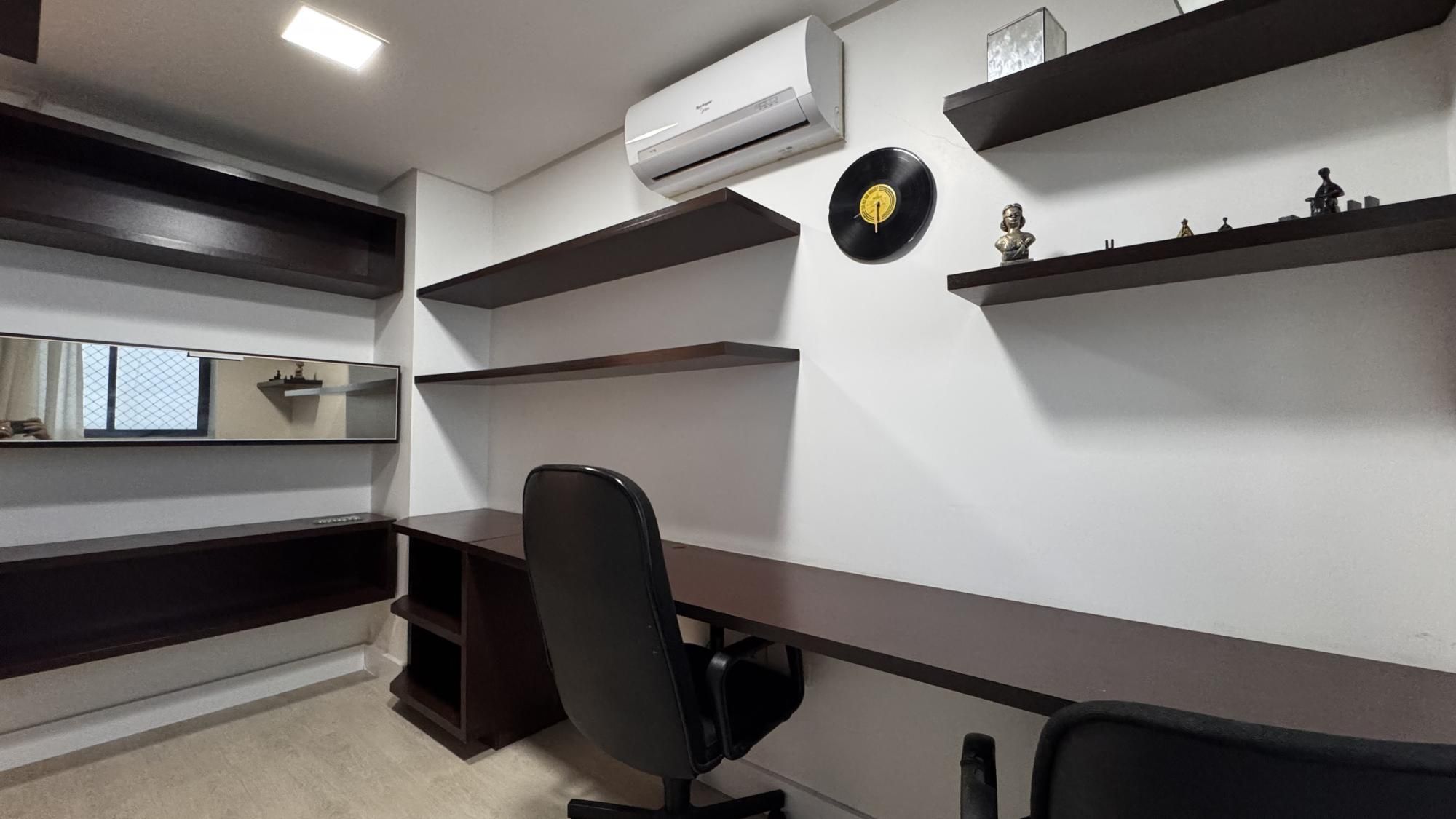 Apartamento à venda com 4 quartos, 194m² - Foto 10